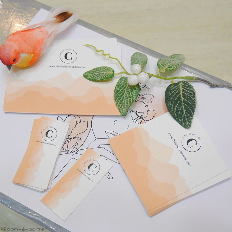 Diseño de packaging (cartón exhibidor) para las joyitas de El Taller de Coqui Shop